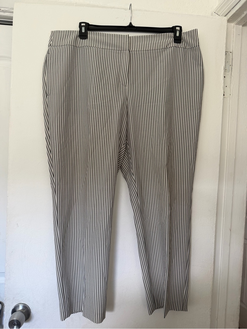 Kasper Vertical Stripe Skirt - Black and White